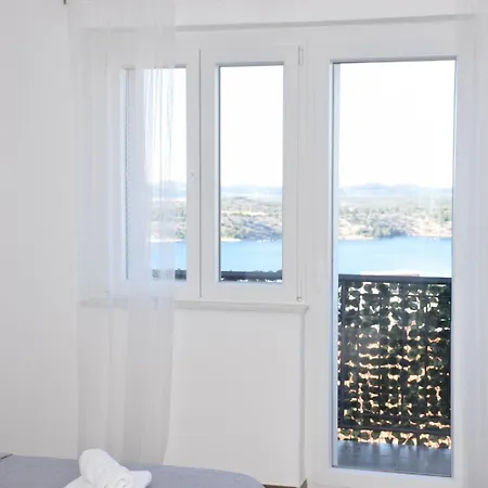 Apartment Dante Sibenik